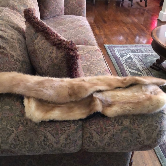 Two real collar furs - Picture 2 of 2